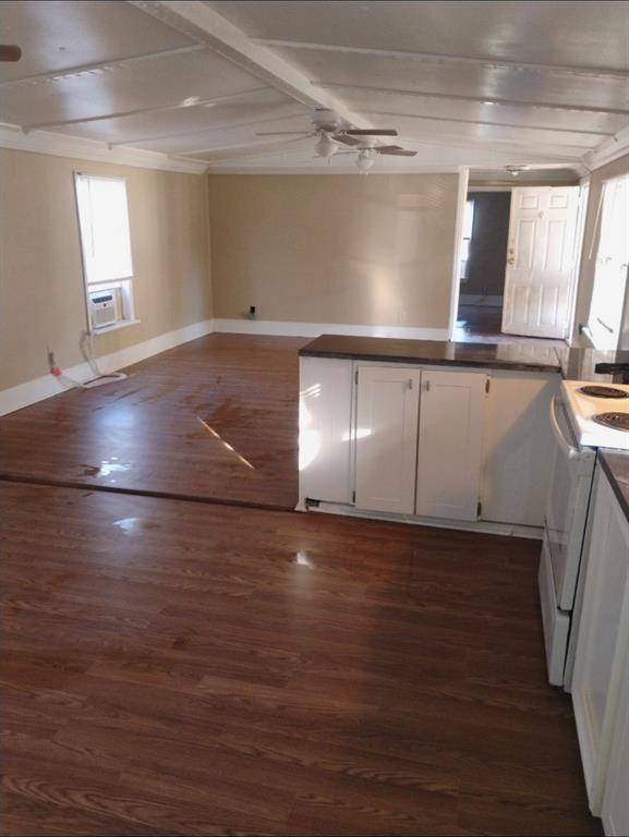 Newark, TX 76071,209 County Road 4852