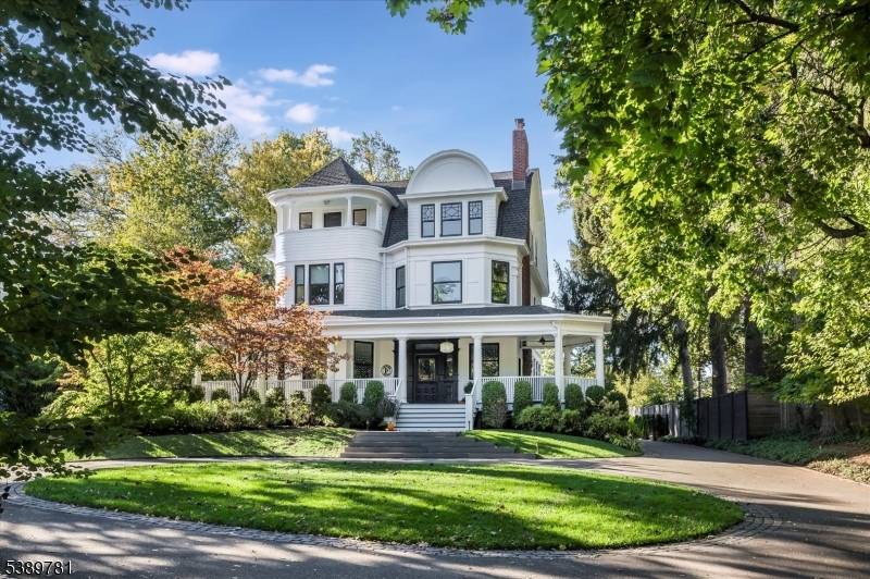 Glen Ridge Boro Twp., NJ 07028,120 Ridgewood Ave