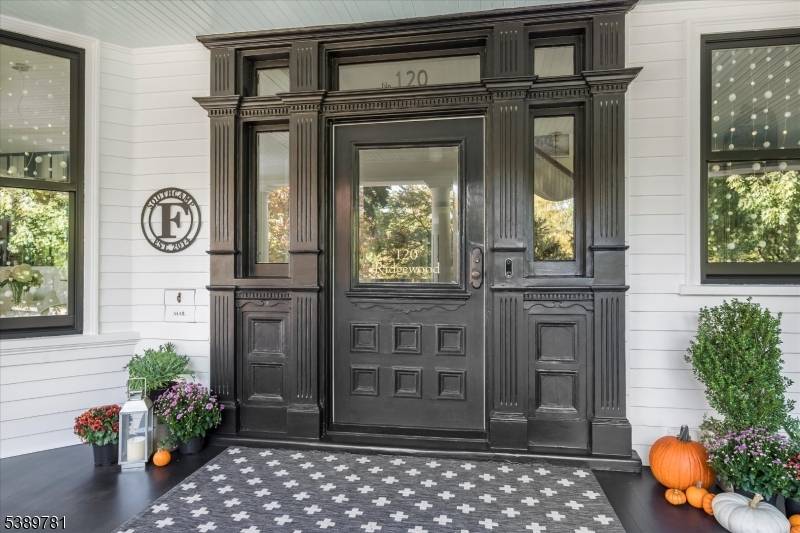 Glen Ridge Boro Twp., NJ 07028,120 Ridgewood Ave