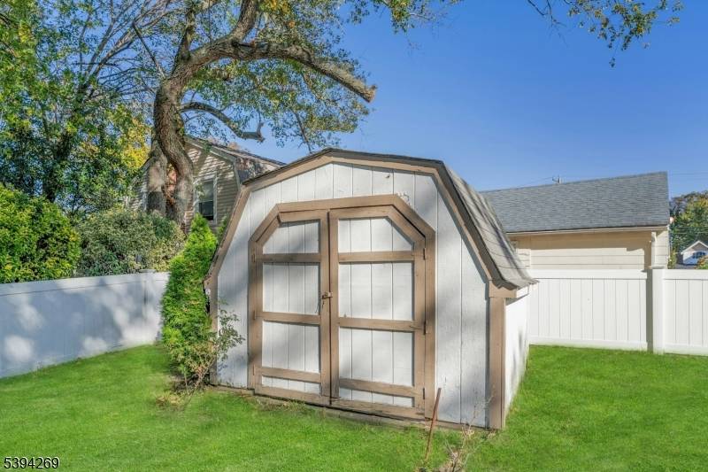 Wall Twp., NJ 07719,1630 Oakwood Rd