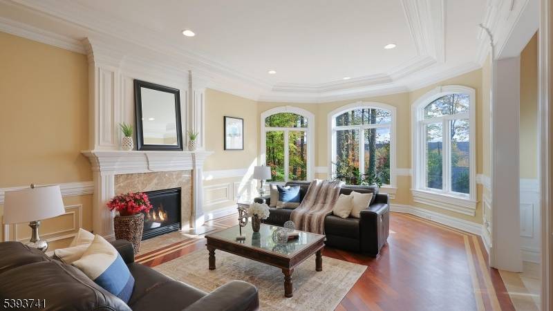 Watchung Boro, NJ 07069,115 Old Somerset Rd