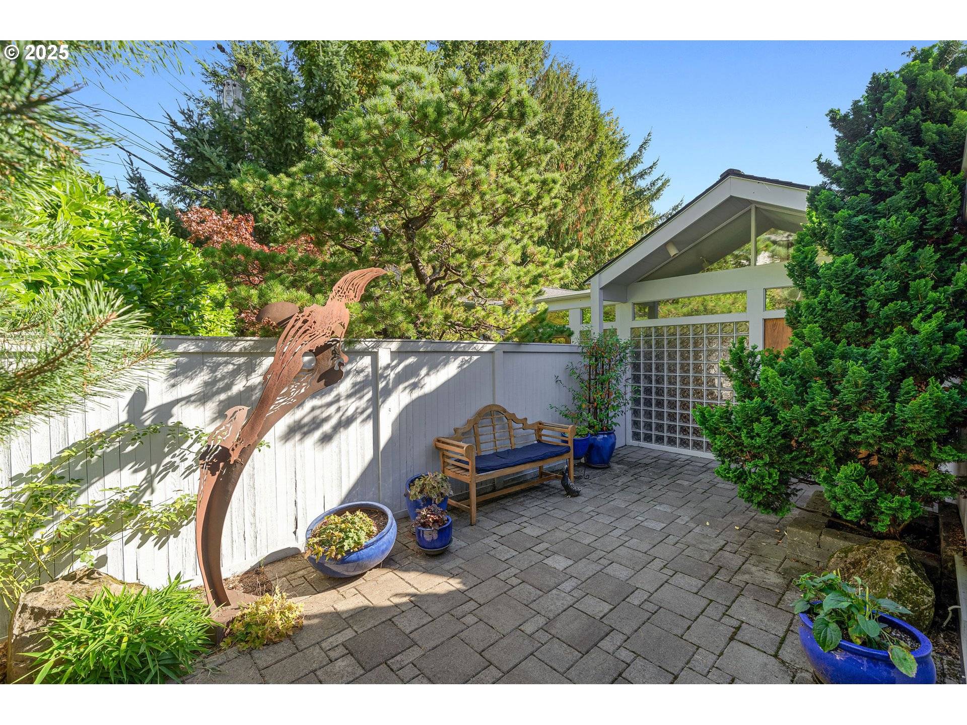 Portland, OR 97239,4141 SW WASHOUGA AVE