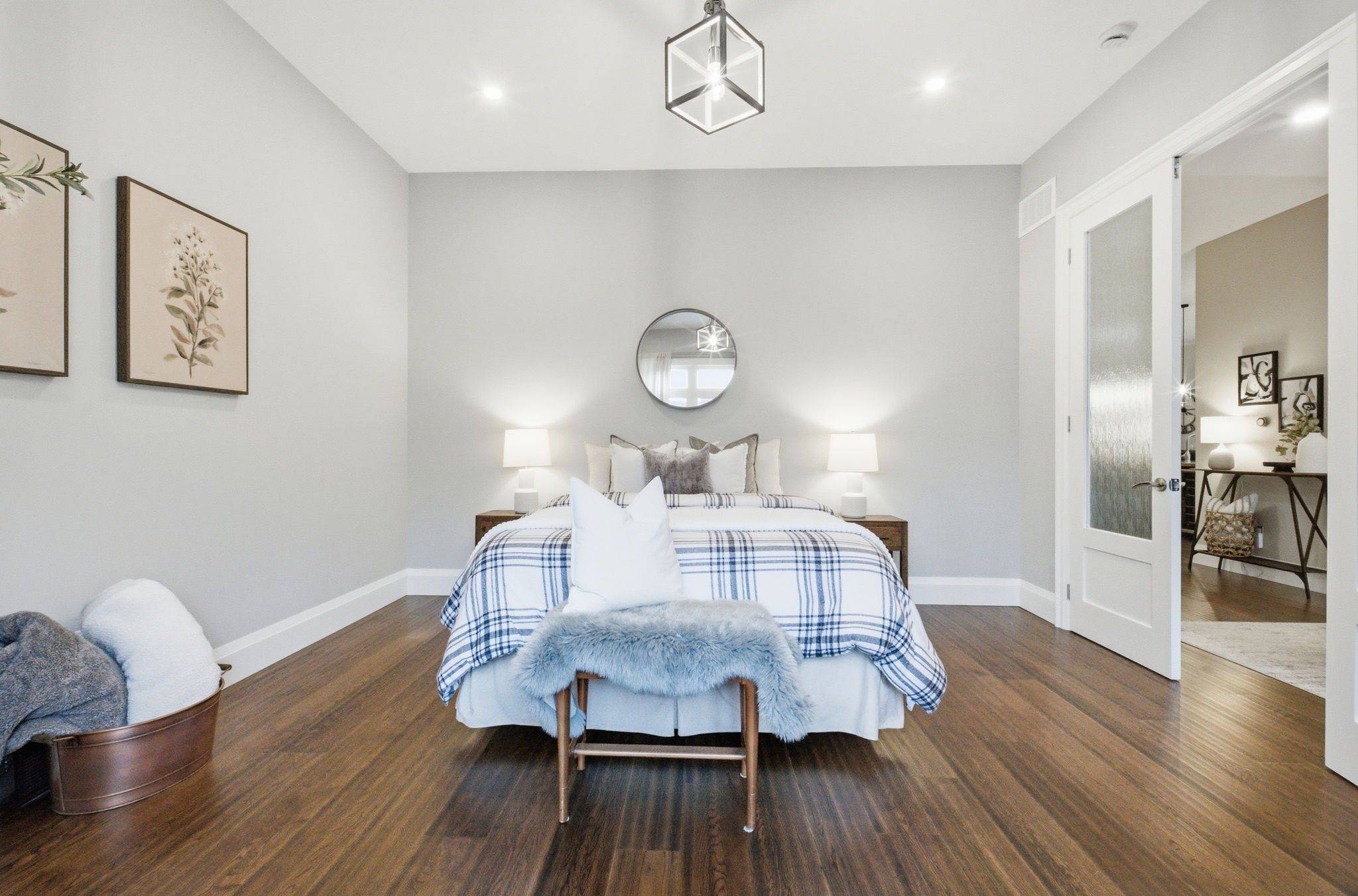 Pickering, ON L1V 5V6,1682 Heathside CRES