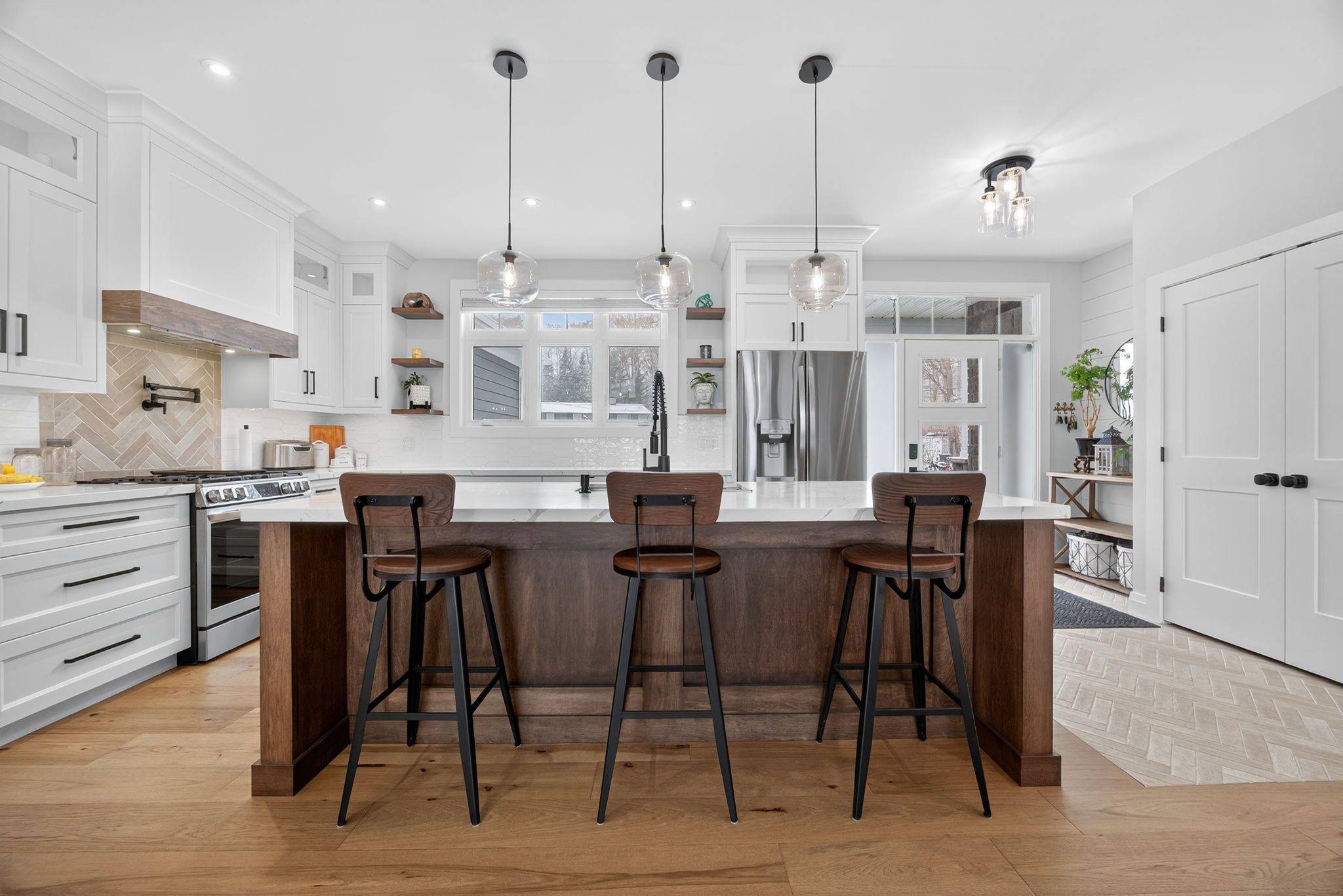 Midland, ON L4R 5G3,465 Parkview CT