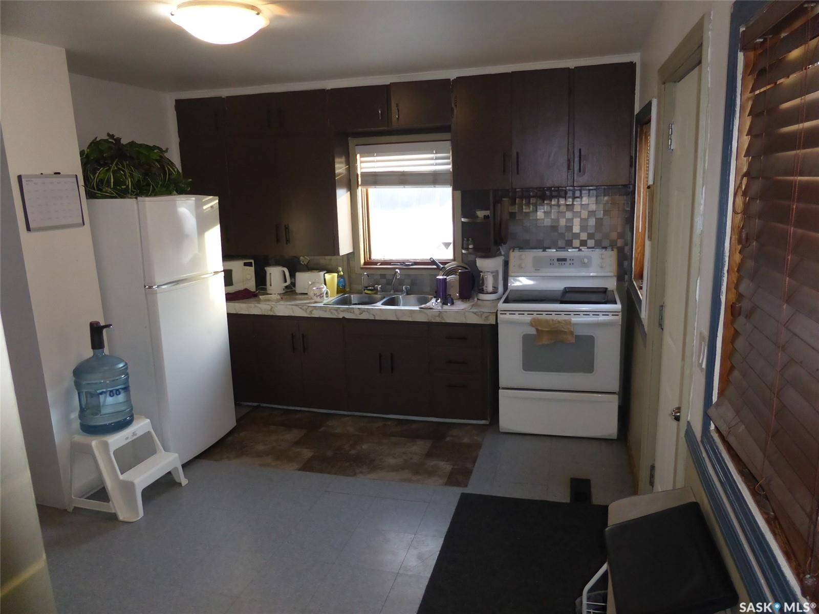 Paradise Hill, SK S0M 2G0,114 1st AVENUE