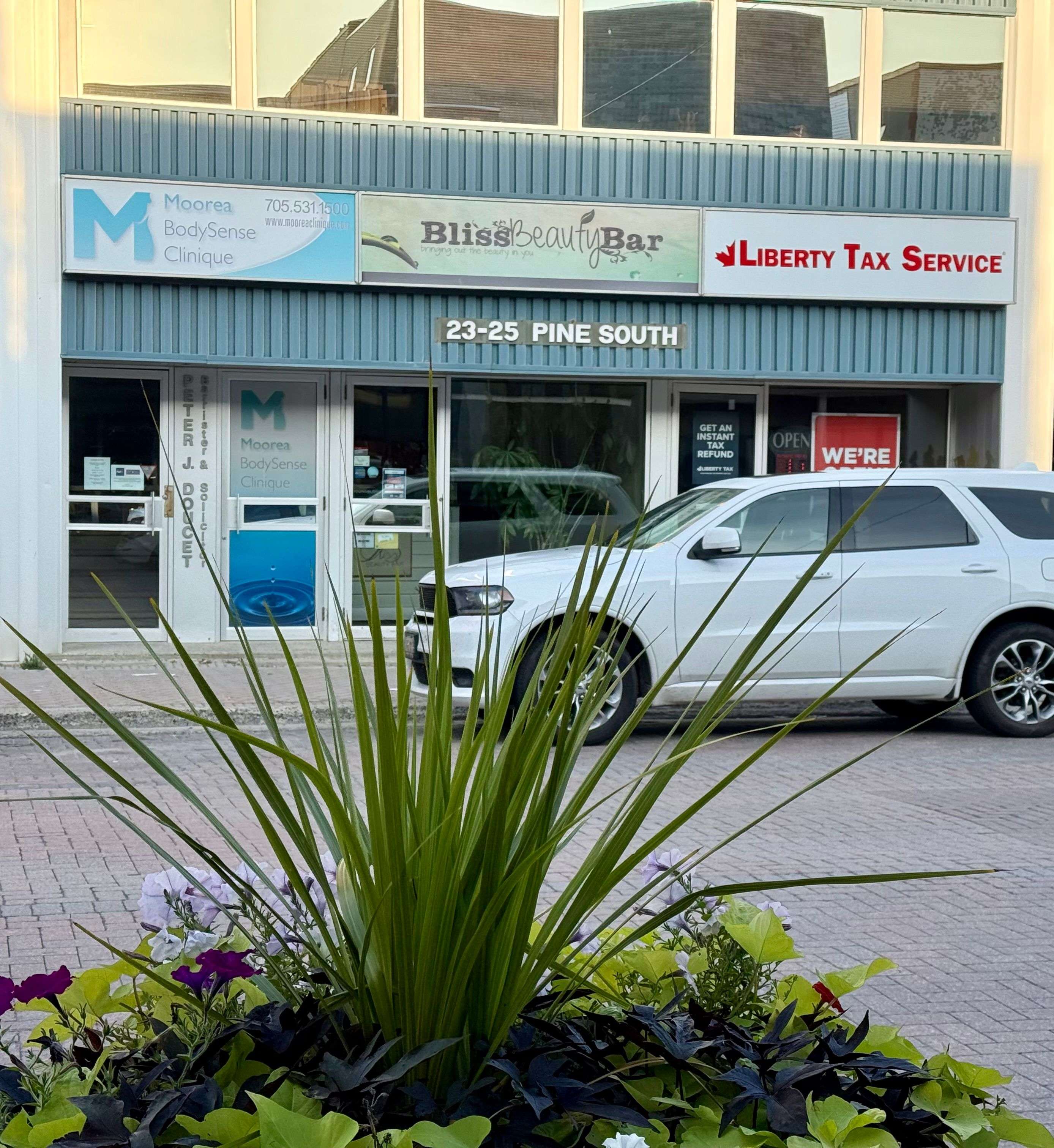 Timmins, ON P4N 2J9,23-25 Pine ST S #B