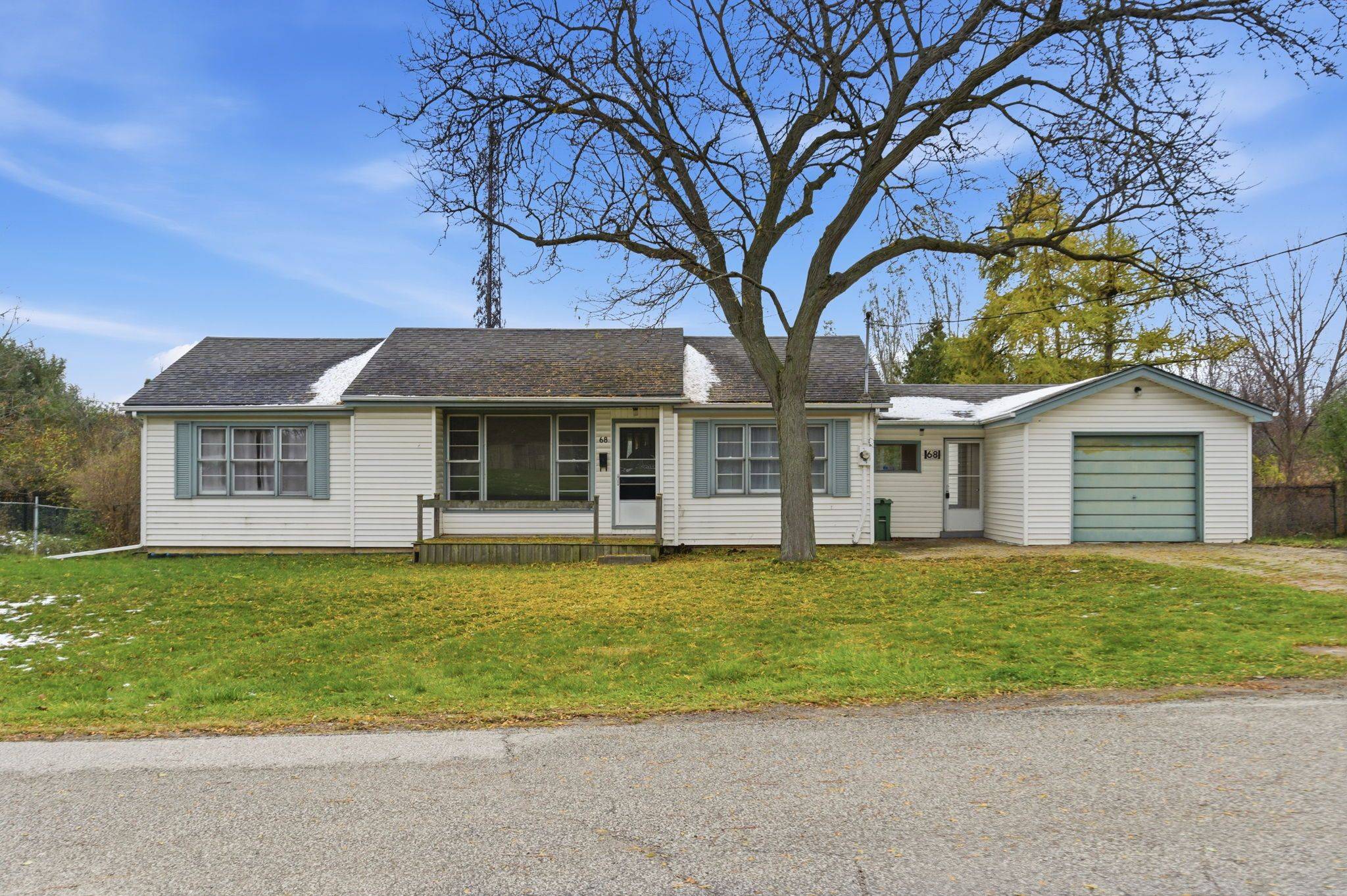 Hamilton, ON L9H 7A7,68 Atkinson BLVD