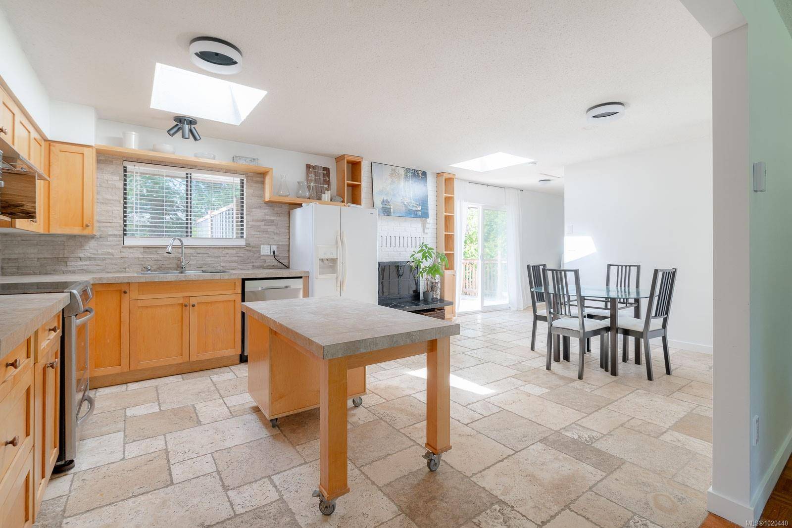 Parksville, BC V9P 1T3,1025 Maple Lane Dr