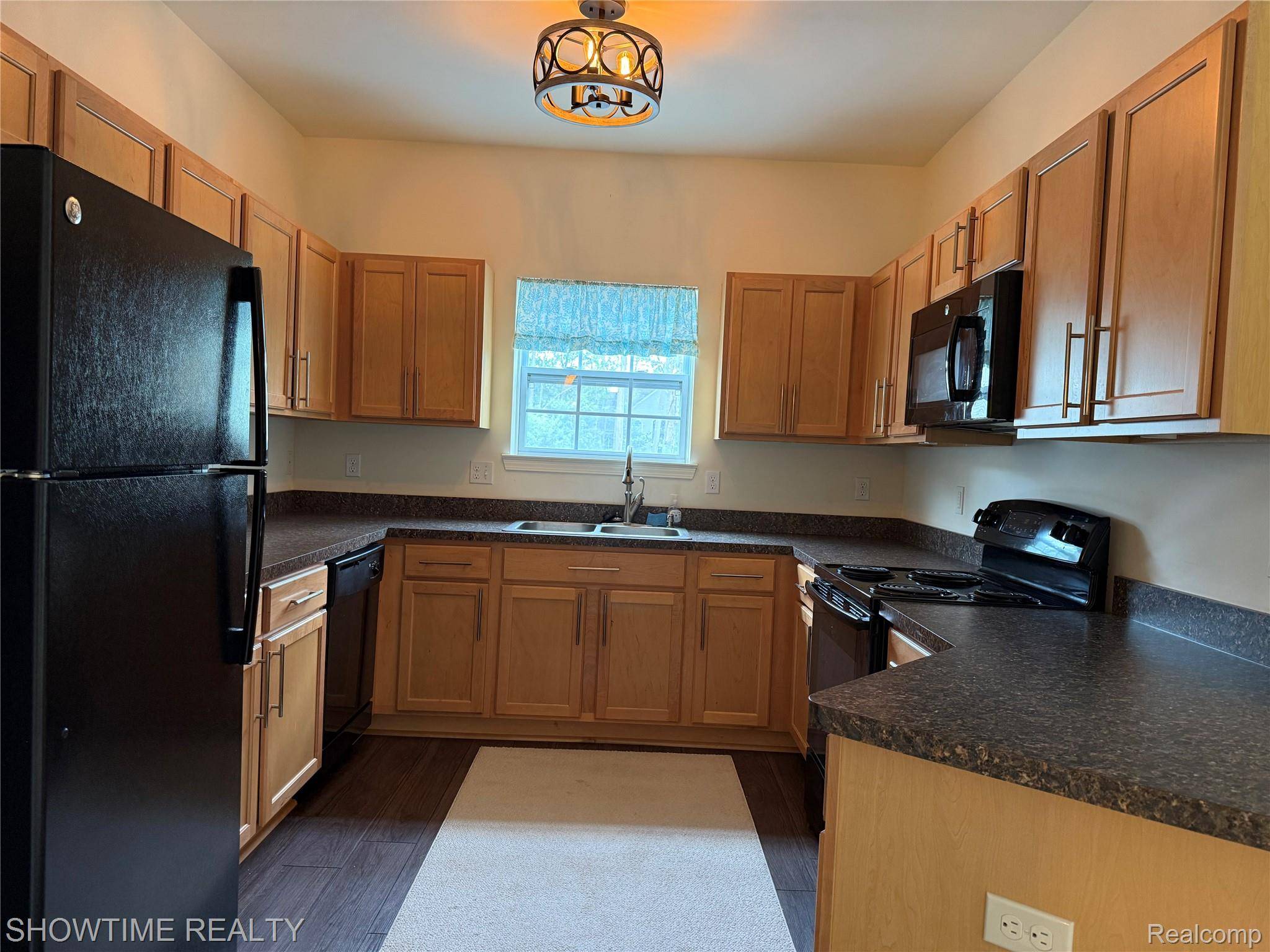 Harrison Township, MI 48045,25938 MARITIME CIR S