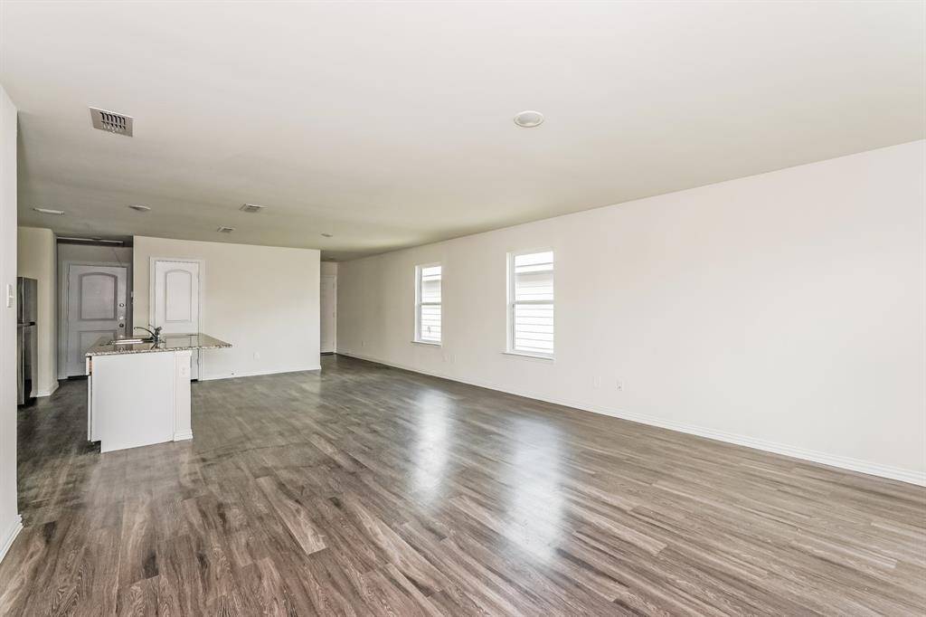 Mabank, TX 75147,429 Shorty Street