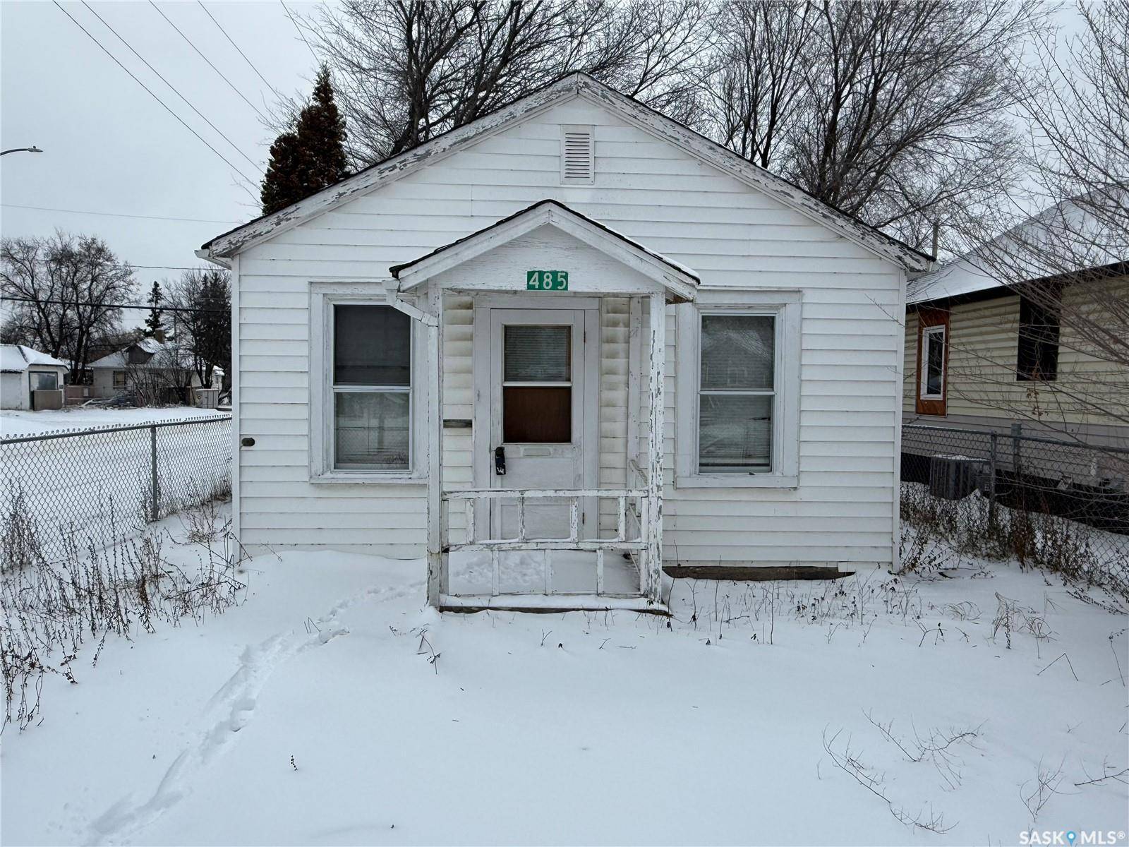 Prince Albert, SK S6V 1C3,485 12th STREET E