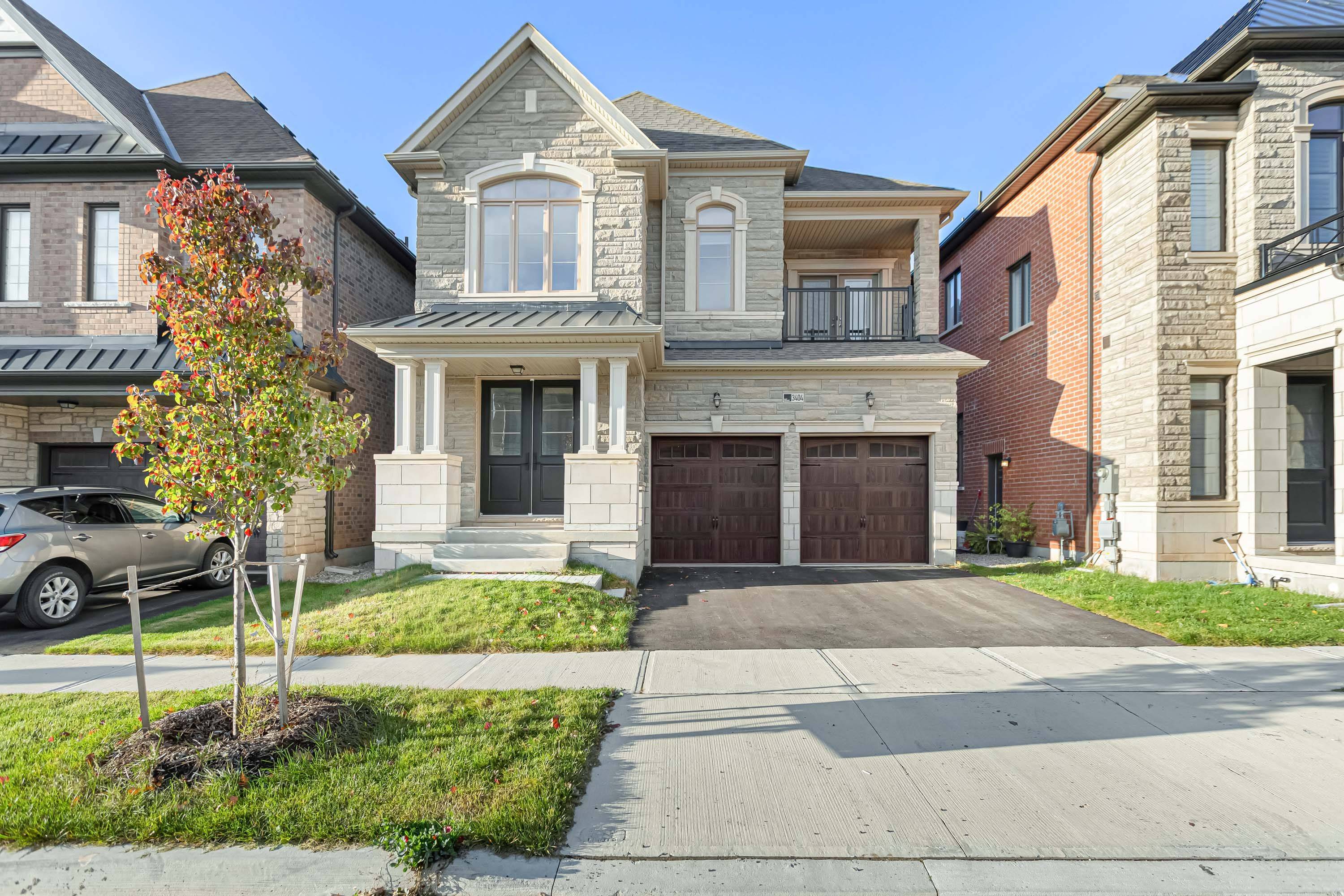 Oakville, ON L6H 0Z1,3404 Mosley Gate