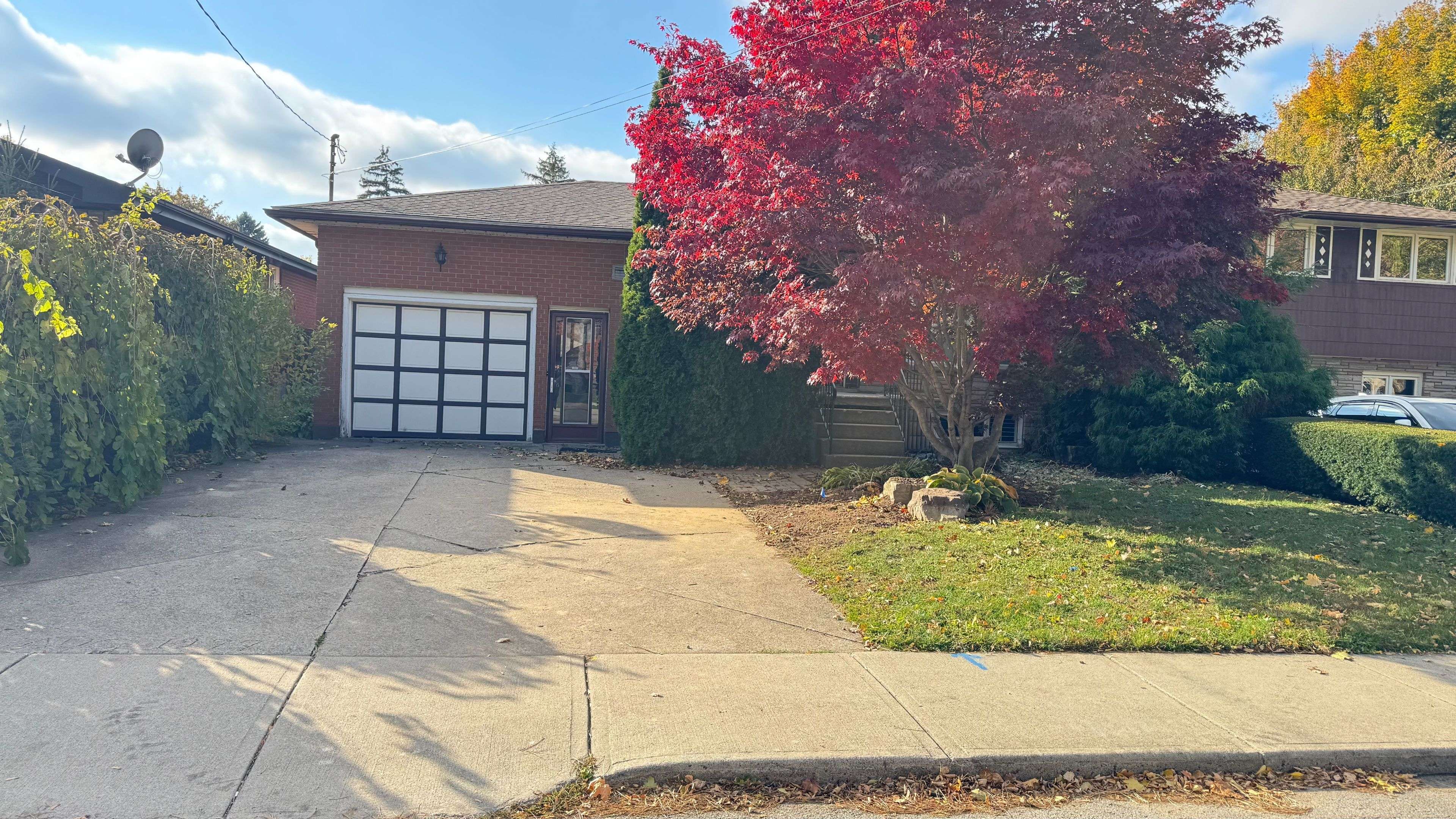 Hamilton, ON L8S 3B6,122 Rifle Range RD ##Furnished