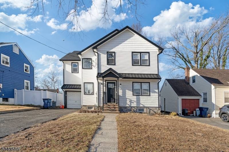 Hackensack City, NJ 07601,483 Parker Ave