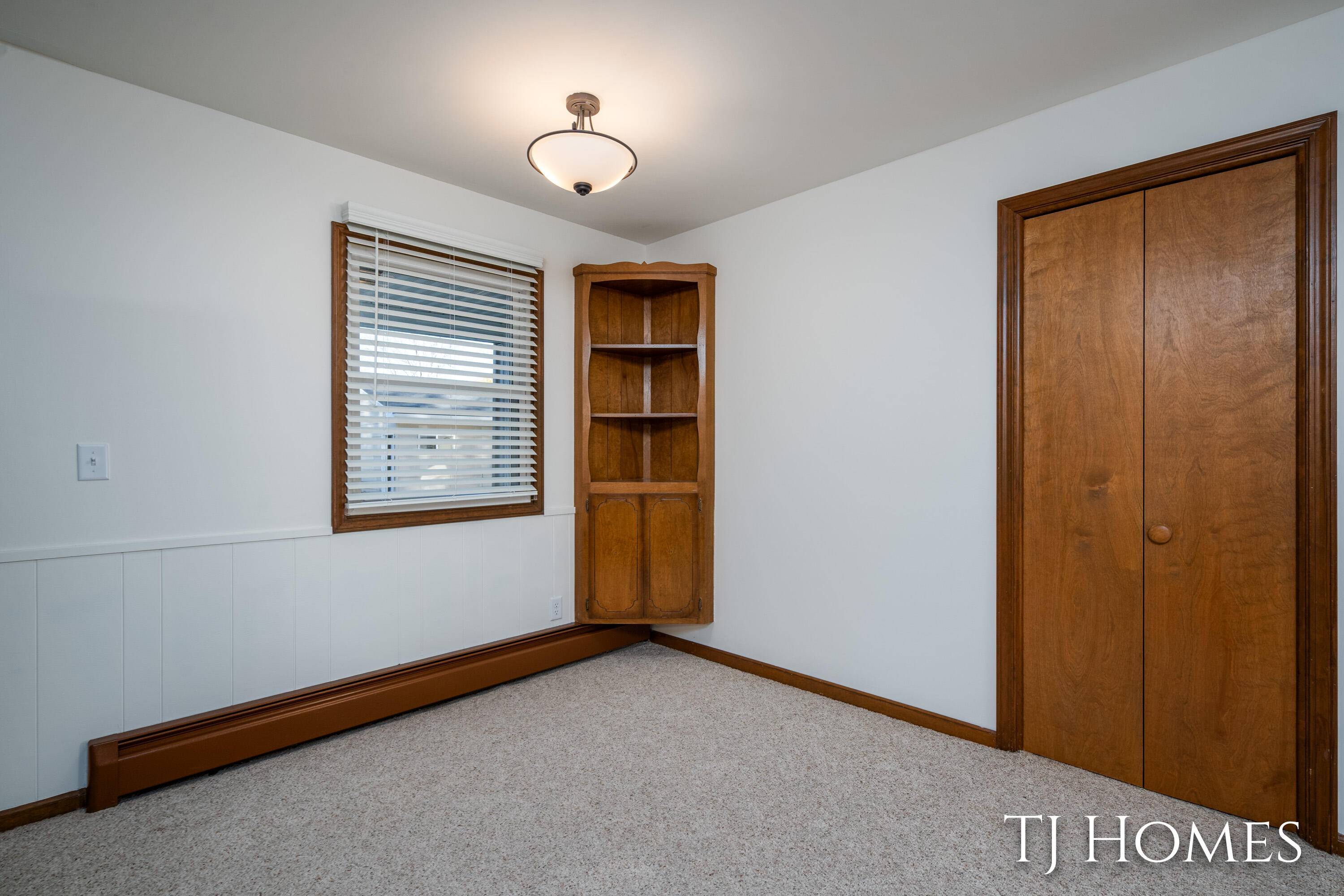 Kentwood, MI 49548,686 Andover ST SE