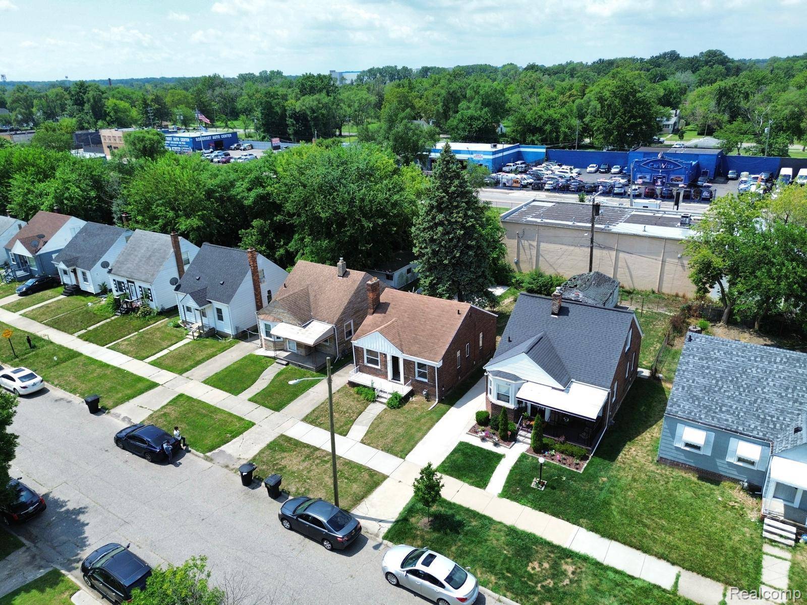 Detroit, MI 48203,20515 Coventry ST