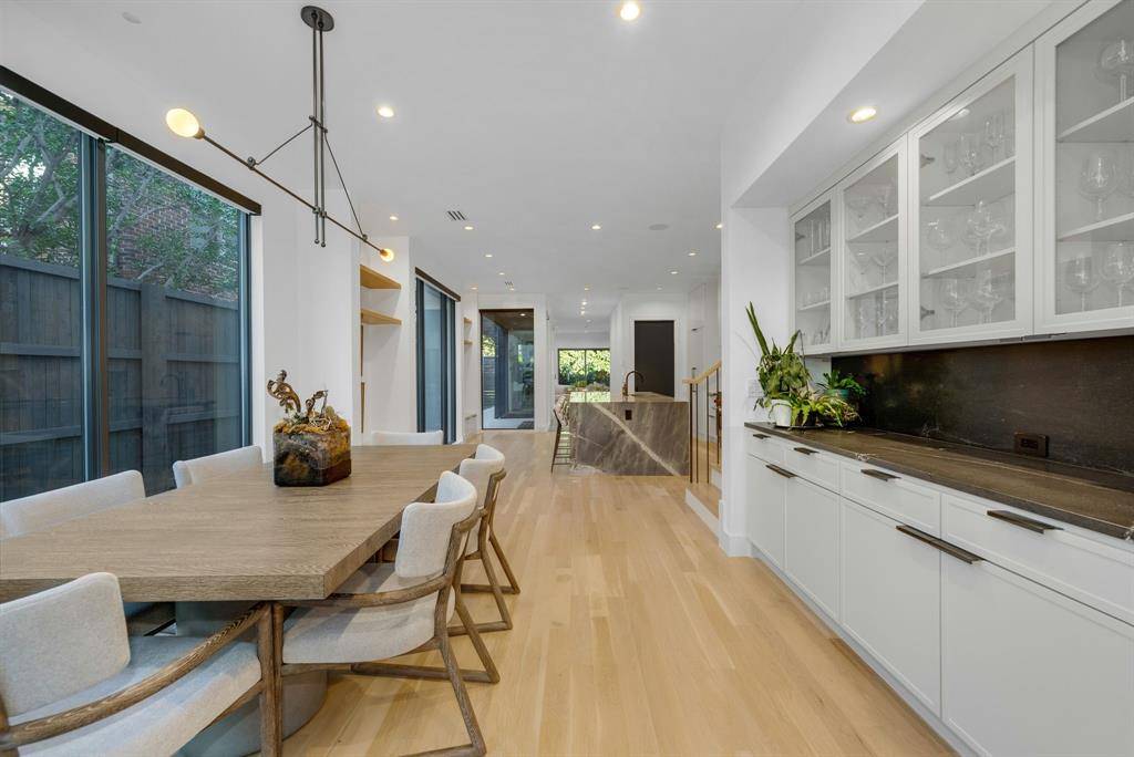 Dallas, TX 75219,4214 Hawthorne Avenue