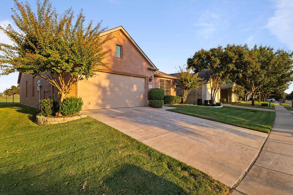 6629 Algarve Drive, Denton, TX 76210