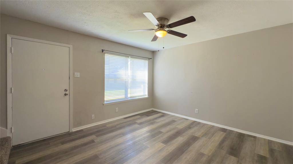 Denison, TX 75020,1905 W Morton Street #20