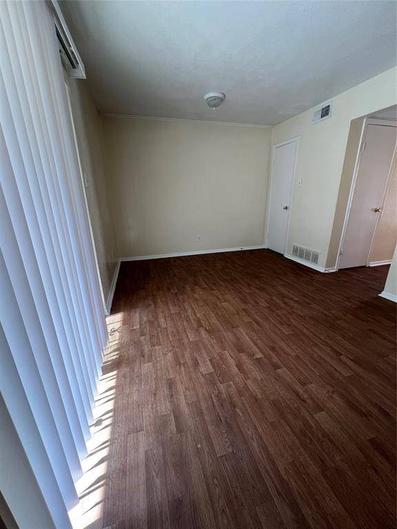 5221 Grovewood Street, Dallas, TX 75210