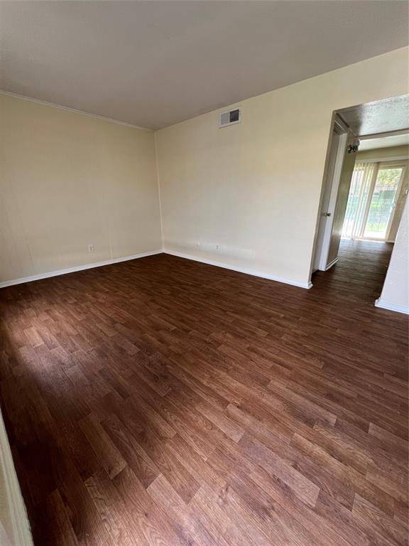 5221 Grovewood Street, Dallas, TX 75210