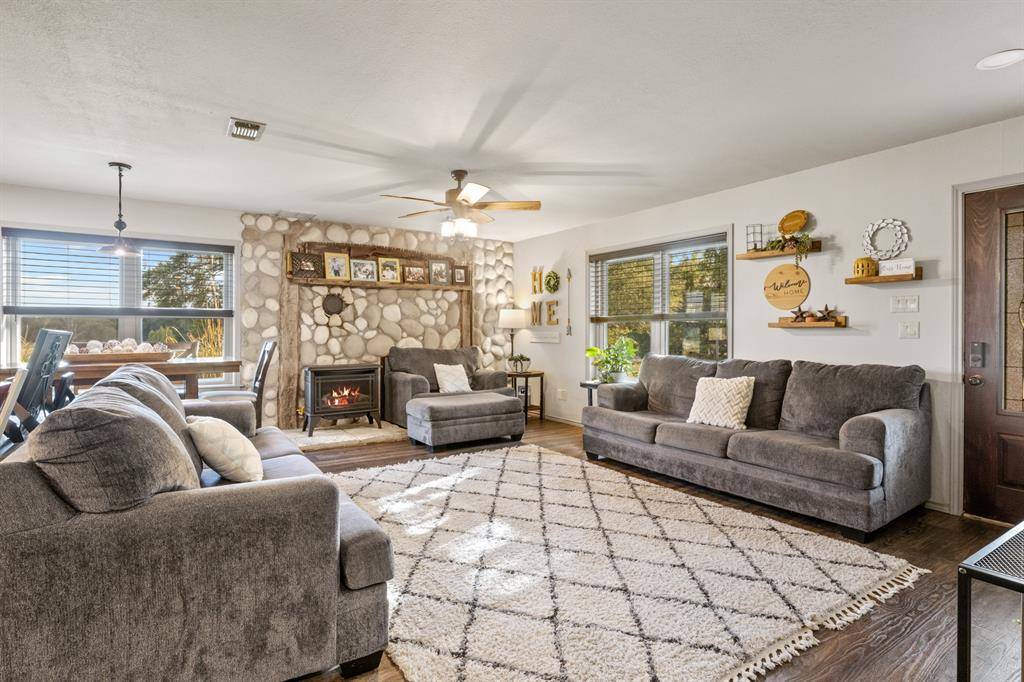 Bogata, TX 75417,1663 County Road 1405