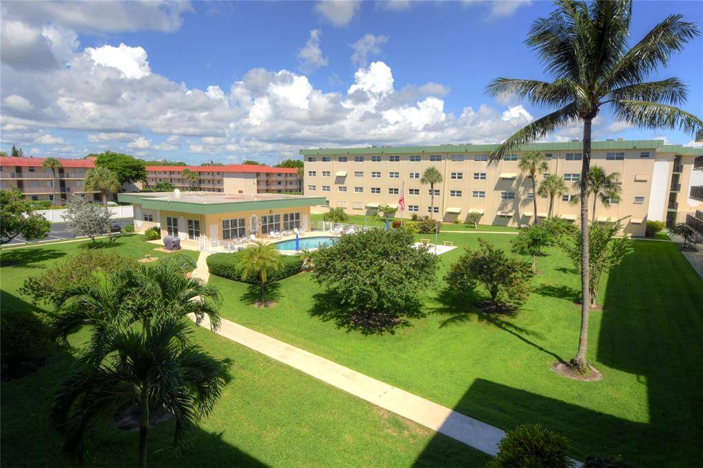 Deerfield Beach, FL 33441,804 SE 7 St #404