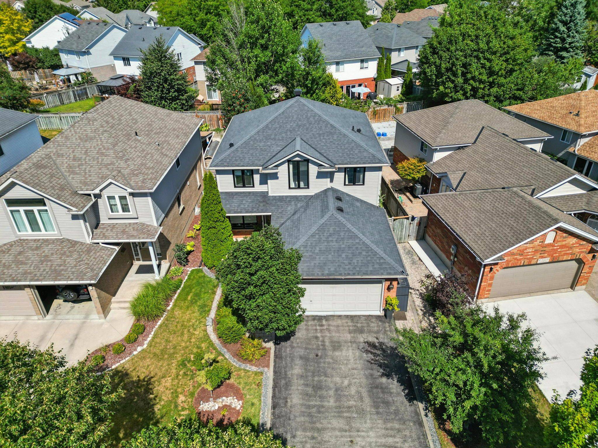 Waterloo, ON N2K 3Z8,506 Eastbridge BLVD