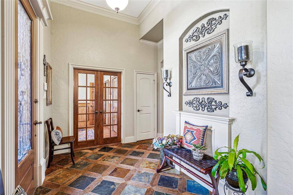 North Richland Hills, TX 76182,8600 Foxwood Drive