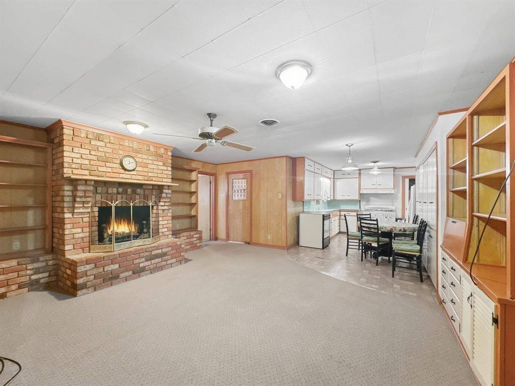 Gainesville, TX 76240,817 S Rusk Street