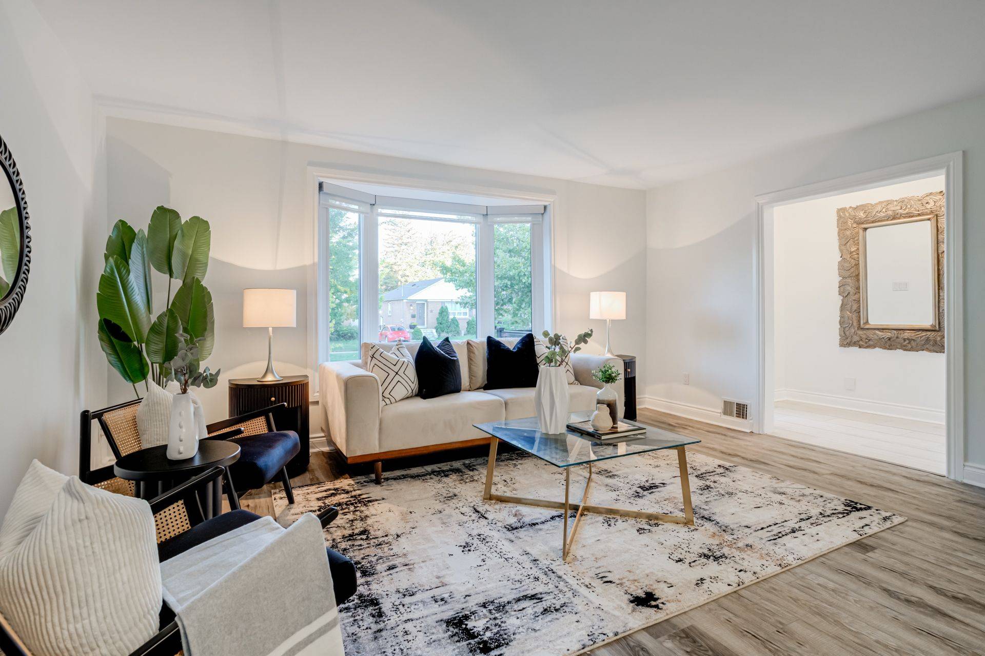 22 Hargrove LN, Toronto W06, ON M8W 4T8