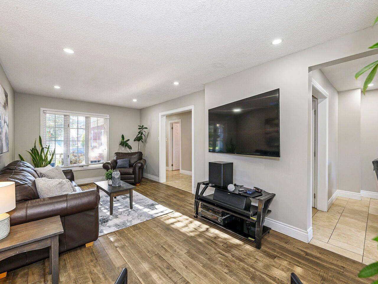 Mississauga, ON L5N 6L1,2840 Tradewind DR