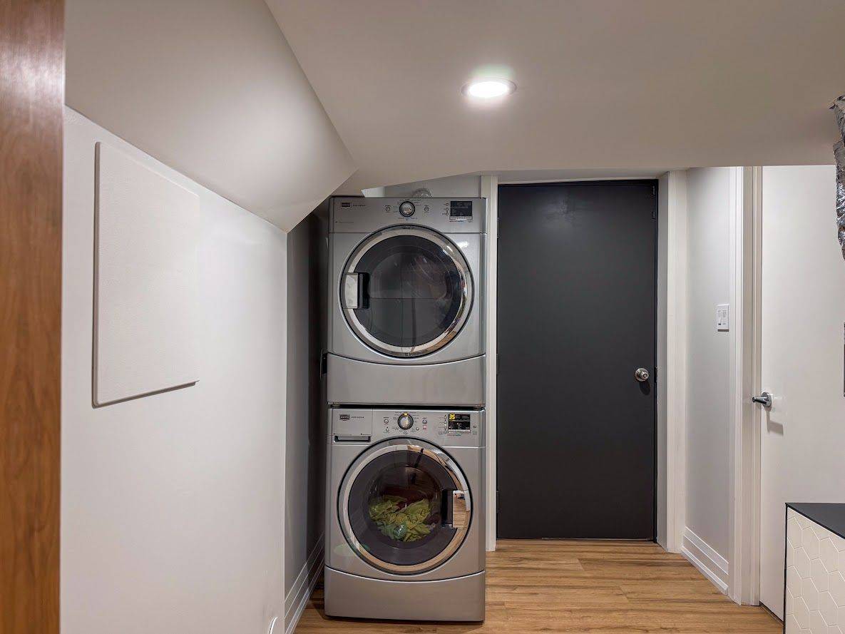 Toronto W05, ON M9M 1J5,18 Sunset TRL #Lower