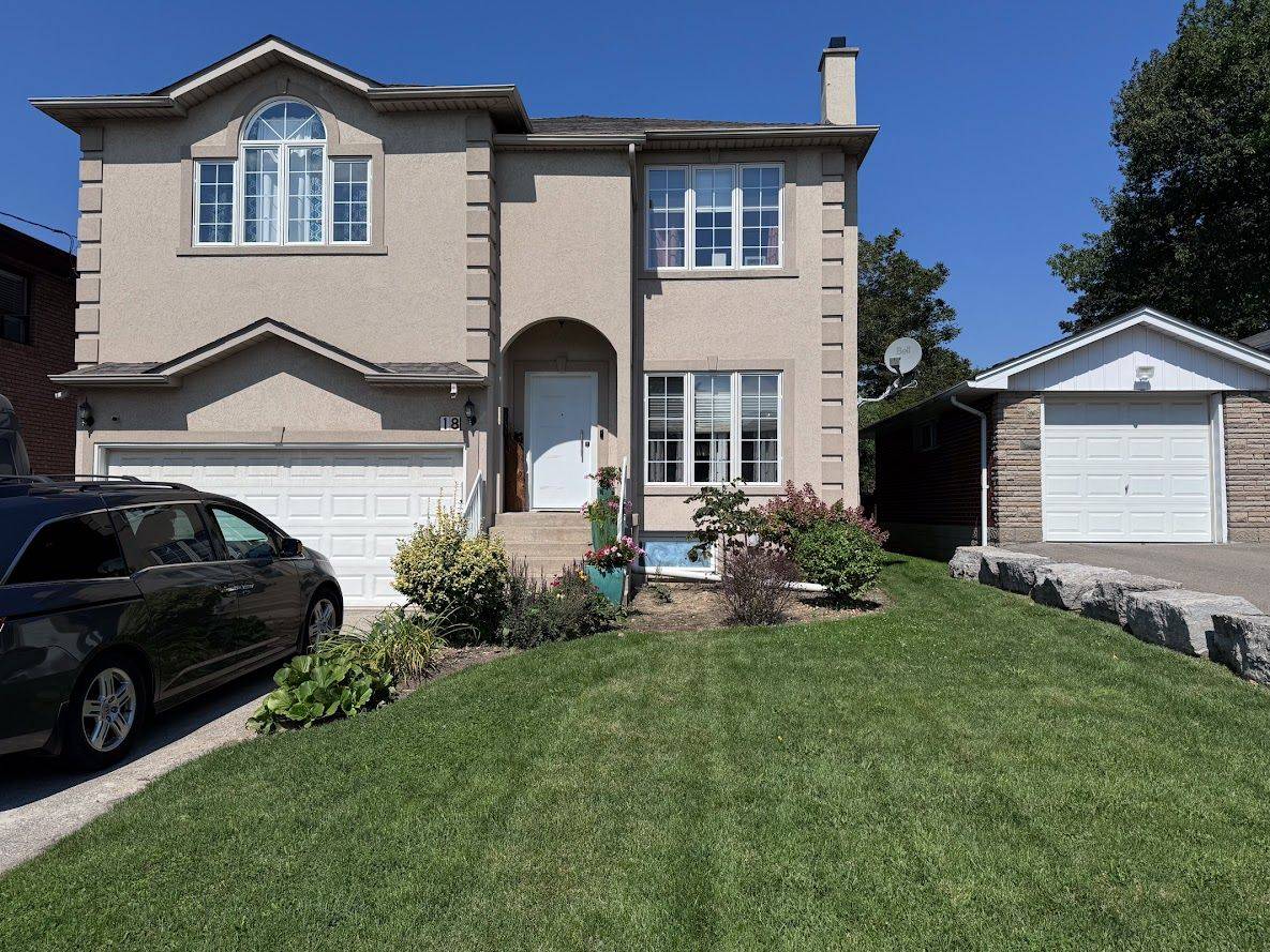 Toronto W05, ON M9M 1J5,18 Sunset TRL #Lower