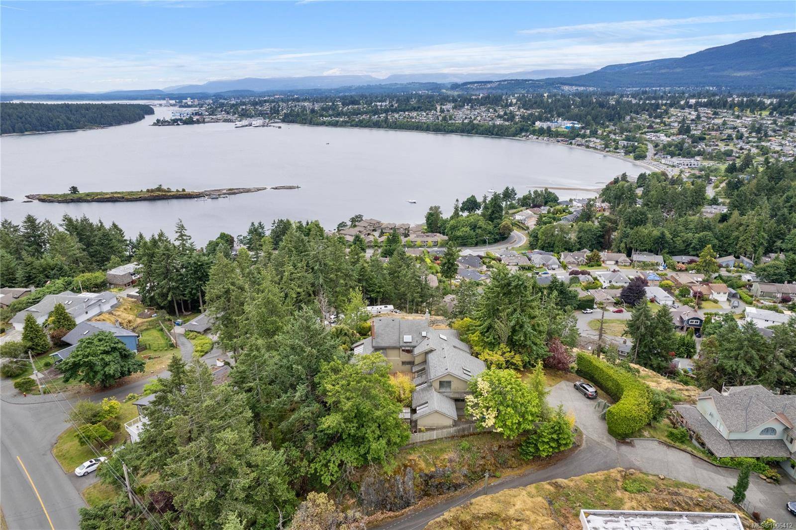 Nanaimo, BC V9T 1K9,298 Nottingham Dr