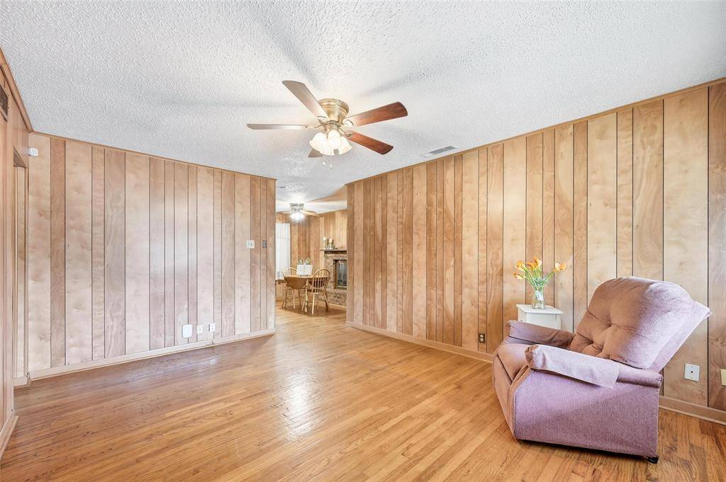 Dallas, TX 75228,3130 Healey Drive