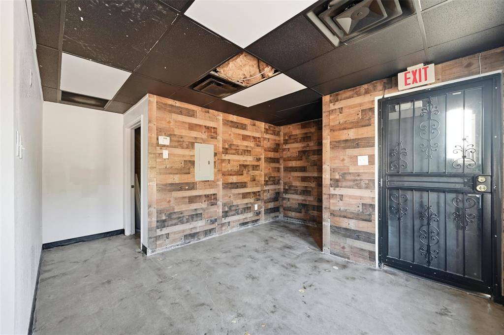 Fort Worth, TX 76104,300 E Pennsylvania Avenue