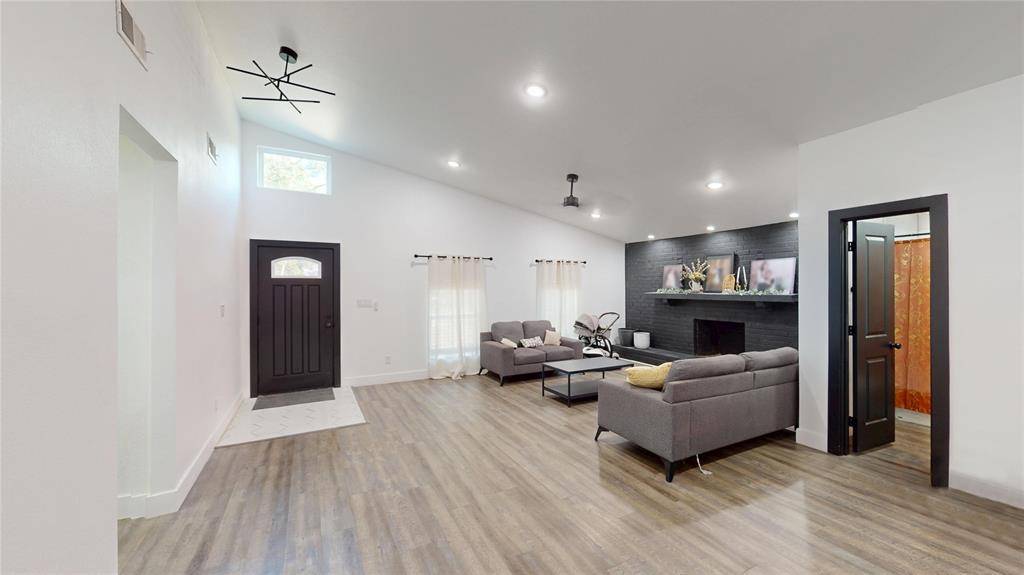 Rowlett, TX 75087,108 Cedar View Drive