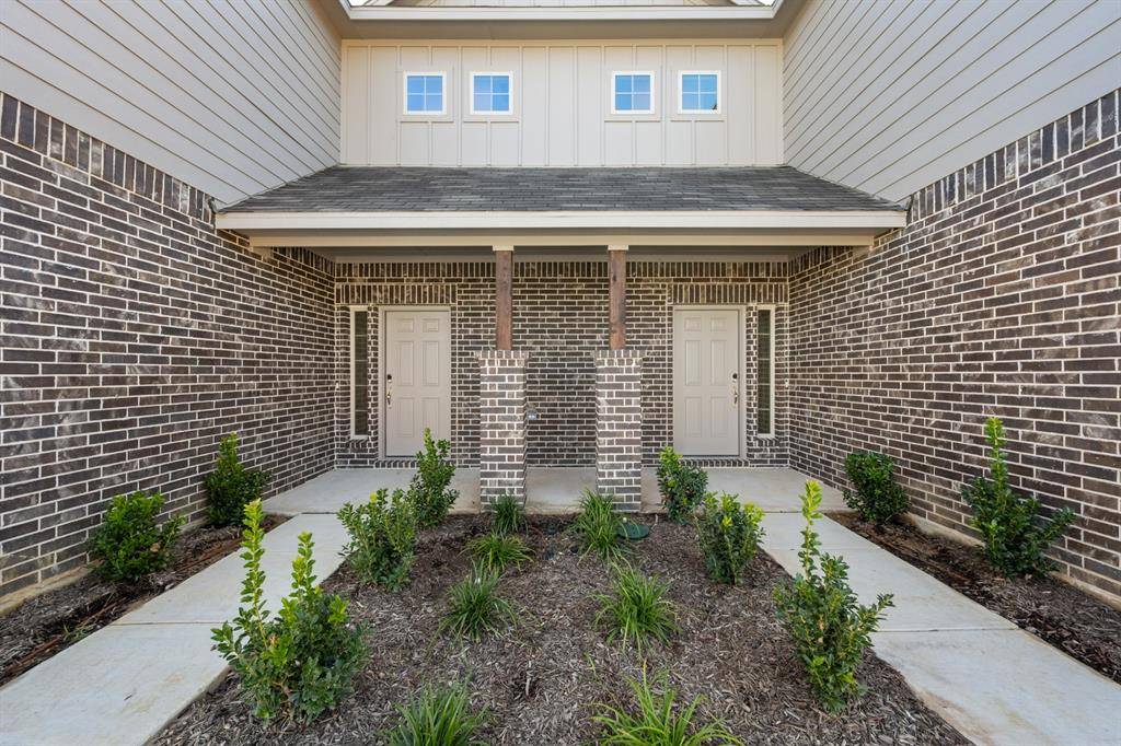 Denton, TX 76205,501-503 S Mockingbird Lane