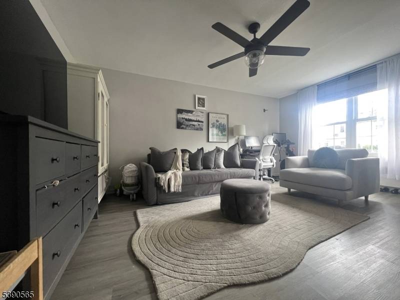 Cranford Twp., NJ 07016,3 C Parkway Village