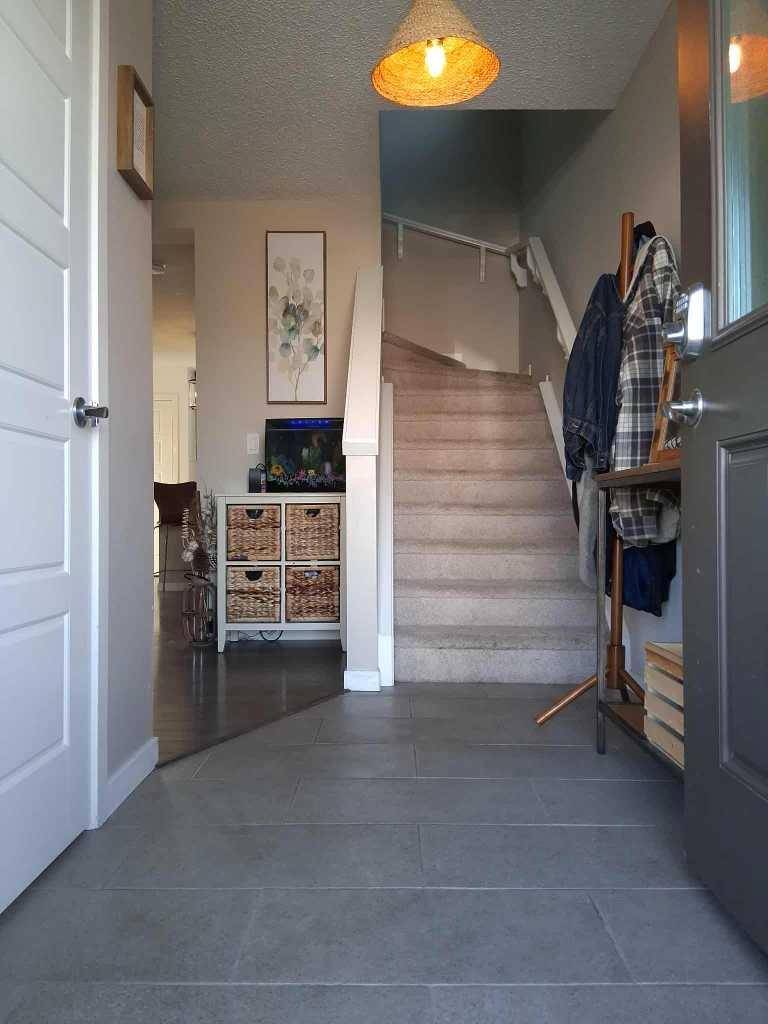 Cochrane, AB T4C0V6,49 Fireside BND