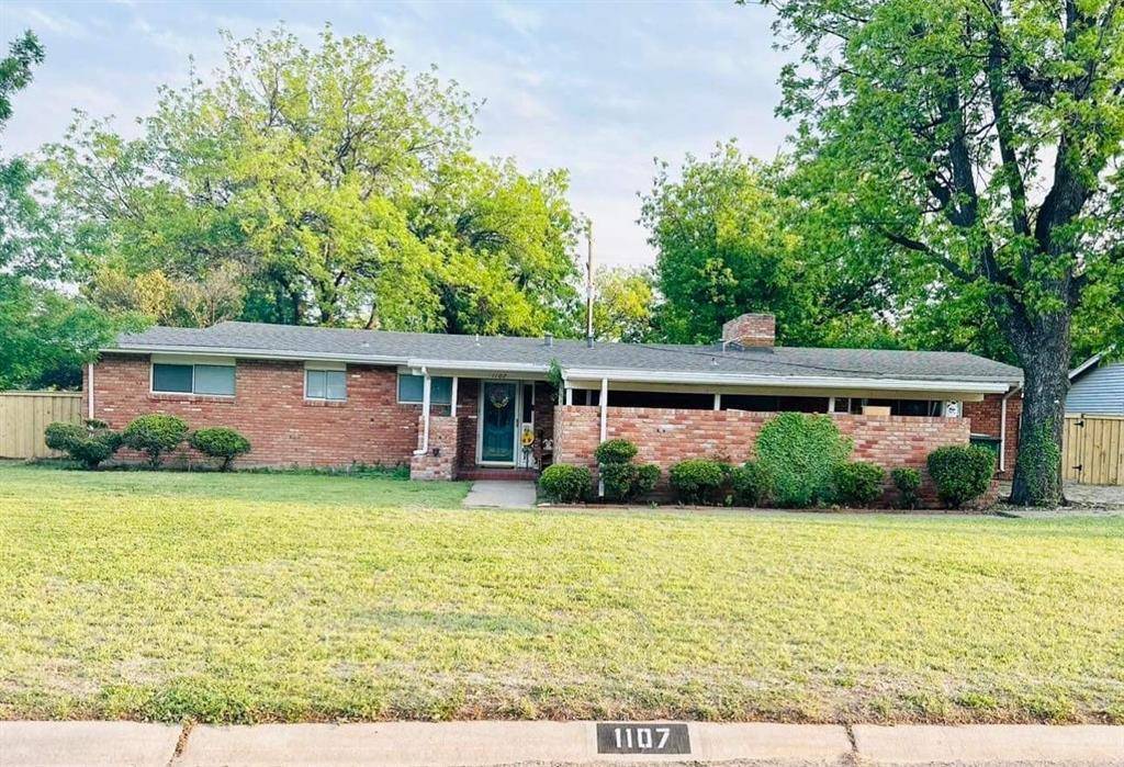 Olney, TX 76374,1107 W Bloodworth