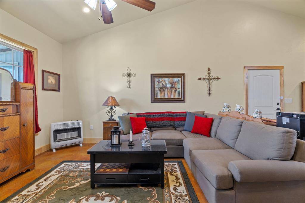 Gorman, TX 76454,196 County Road 301