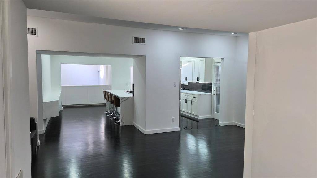 Dallas, TX 75218,1055 Tipperary Drive