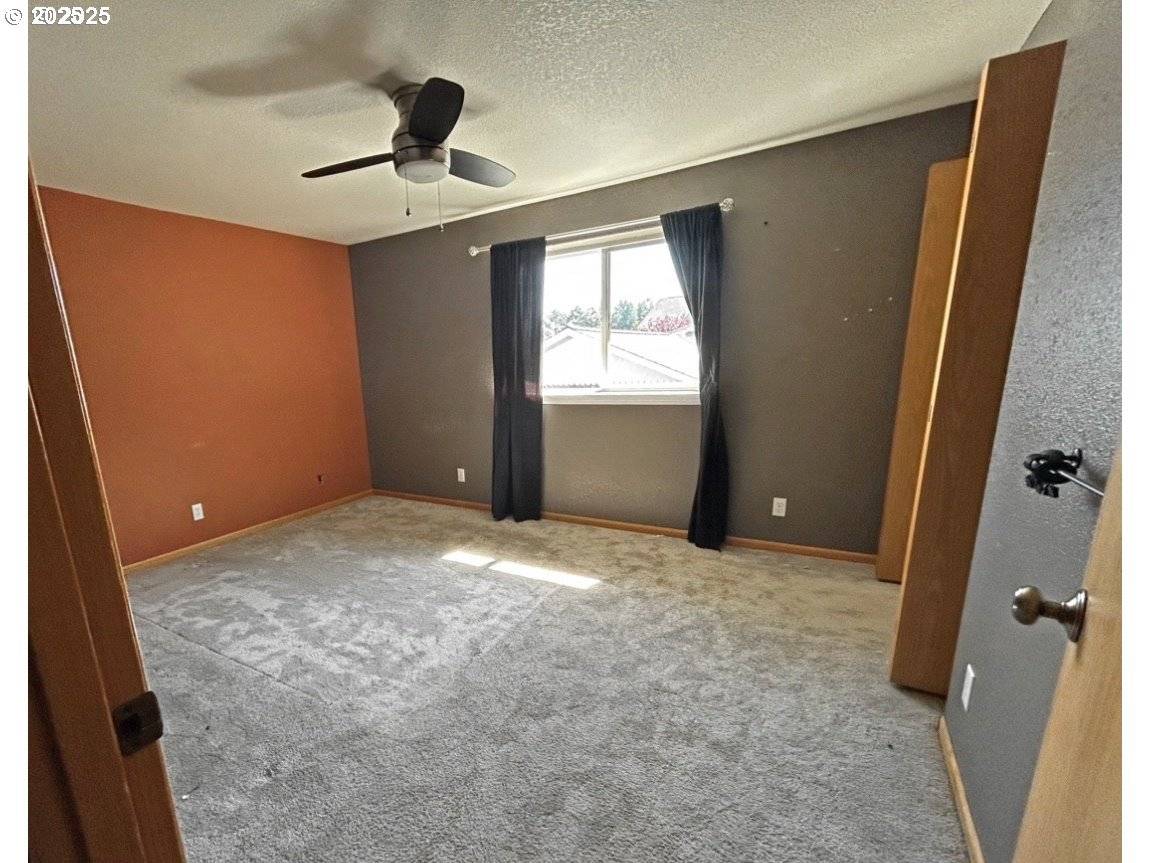 Florence, OR 97439,1150 HEMLOCK ST #C-11