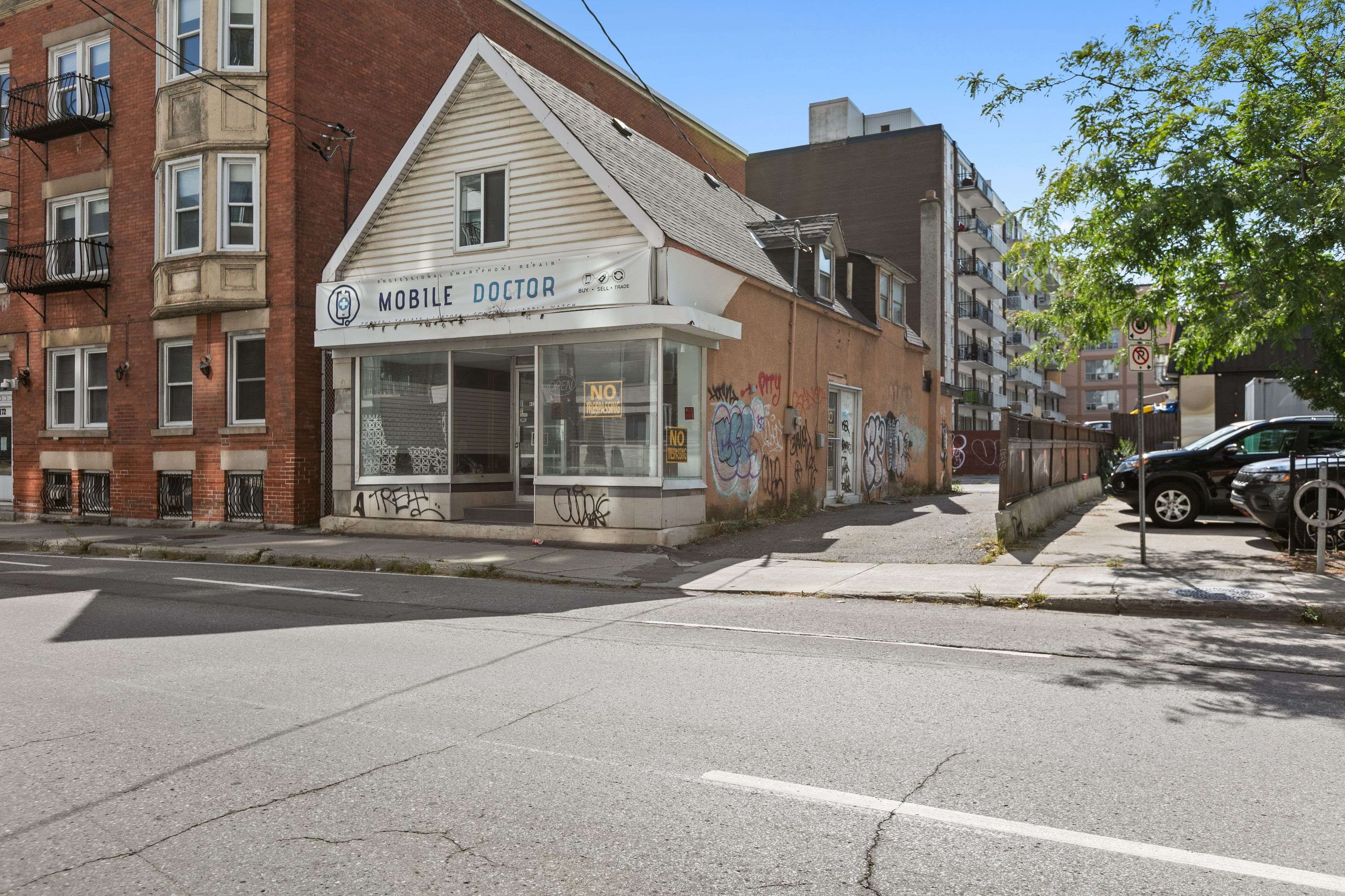 Ottawa Centre, ON K2P 1T5,168 O'connor ST