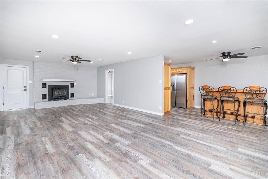 Brady, TX 76825,104 Voca Street