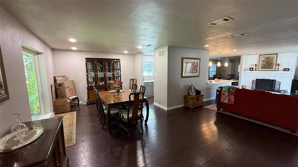 Dallas, TX 75231,6905 Arboreal Drive