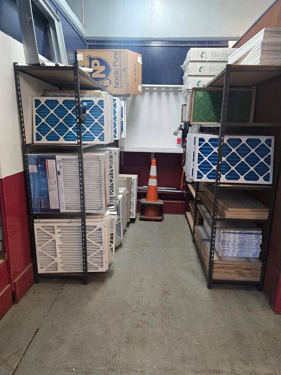 Naples, TX 75568,102 Main St