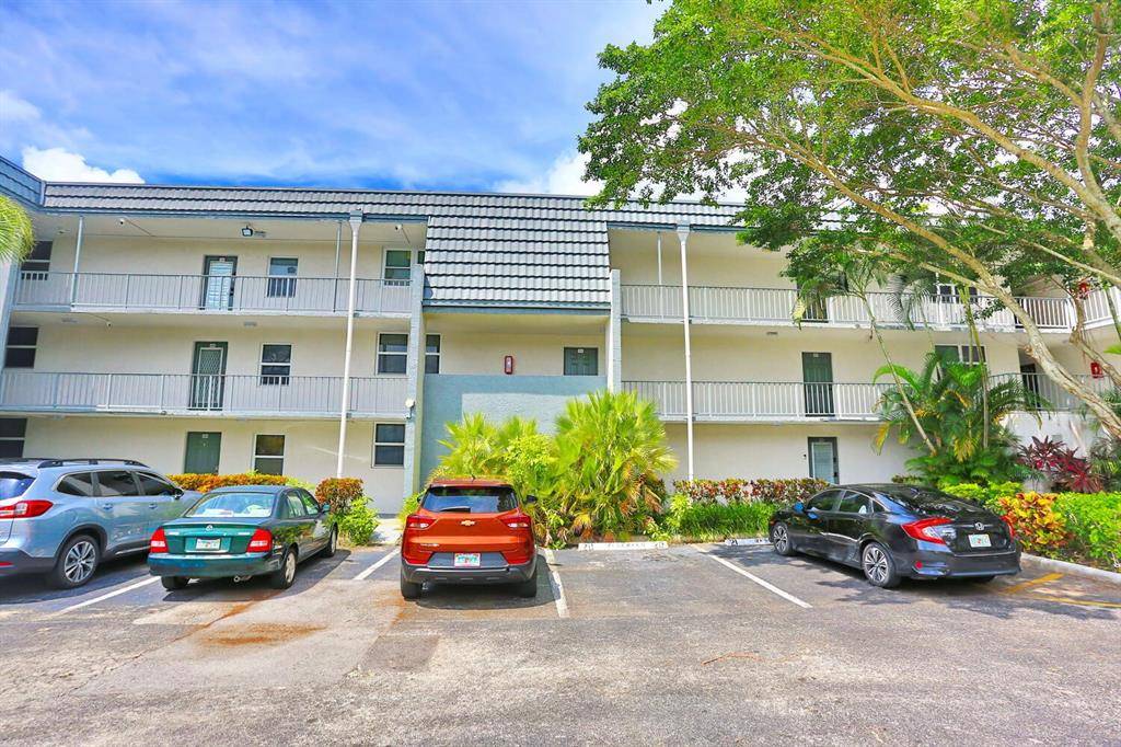 Tamarac, FL 33321,9151 Lime Bay Blvd #310